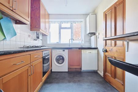 2 bedroom Flat to rent in Shortridge Terrace, Jesmond, Newcastle Upon Tyne NE2 - Photo 4