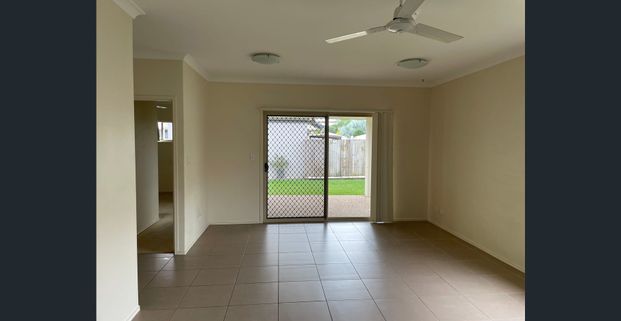Family home in Sippy Downs location, close to shops and schools - Photo 1