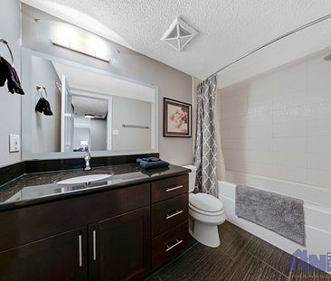 Furnished 1 Bedroom Condo Downtown - Photo 1