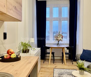 Elegancki apartament 39 m2 opłaty i wifi zawarte w podanej cenie - Photo 1