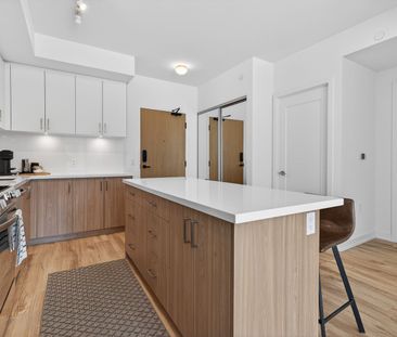 For Lease - 333 Sunseeker Avenue Unit# 240, Innisfil, Ontario - Photo 6