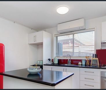 Modern Comfort & Convenience - Photo 4