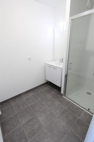 Location Appartement 3 pièces 60m² NANTES 44200 - Photo 3