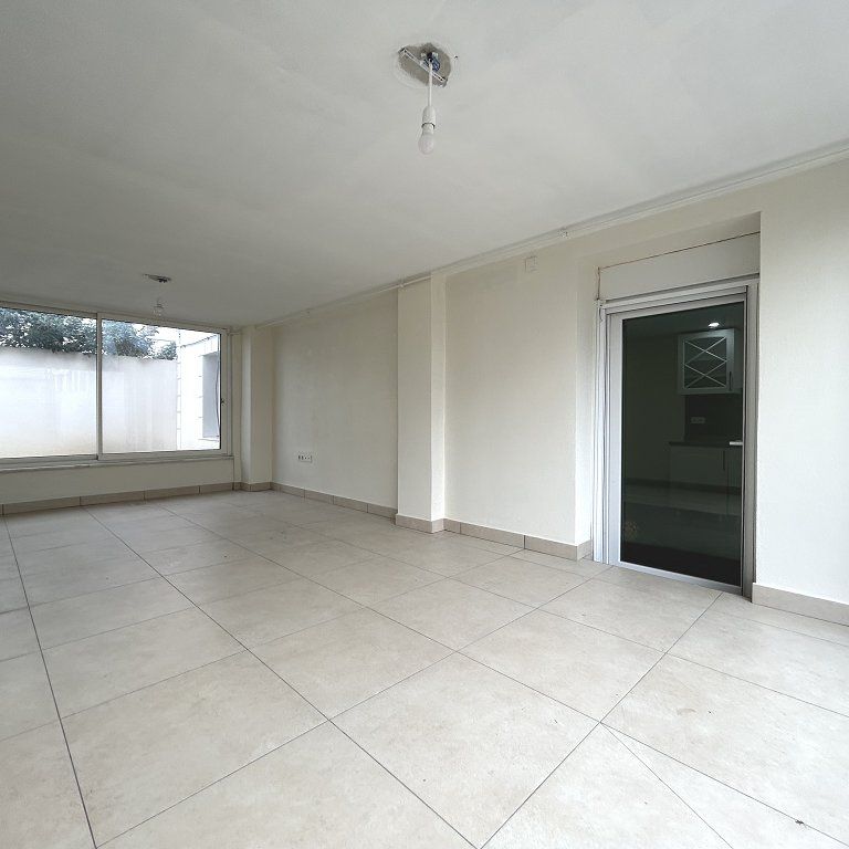 Location Appartement 4 pièces 127m² - Photo 1