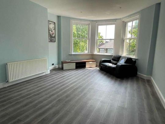 North Drive, Wavertree, L15 - Photo 1