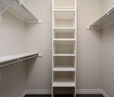 For Lease - 140 Long Branch Avenue Unit# 5, Toronto, Ontario - Photo 3