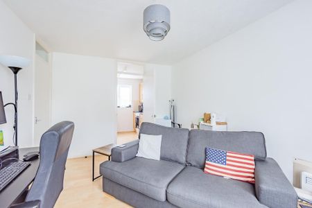 1 bedroom flat to rent - Photo 3