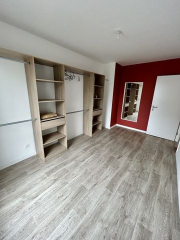 Location Appartement 3 pièces 64m² SECLIN 59113 - Photo 3