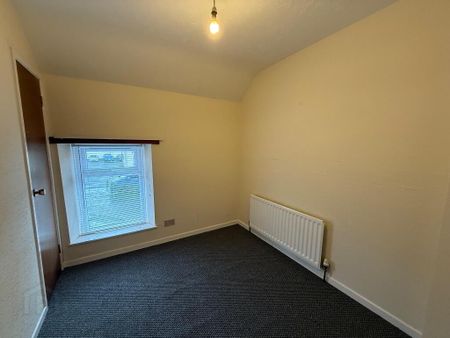 201 Queen Street, Harryville, Ballymena, BT42 2BG - Photo 4