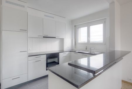 Apartment - Photo 2