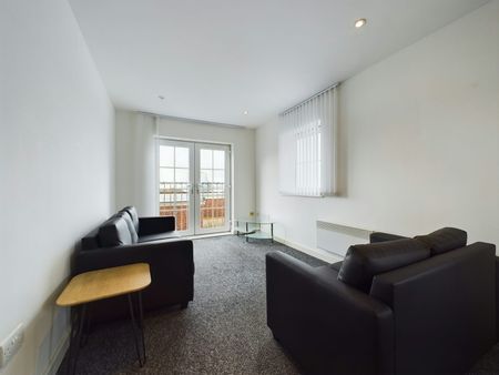 Flat to rent on - Photo 3