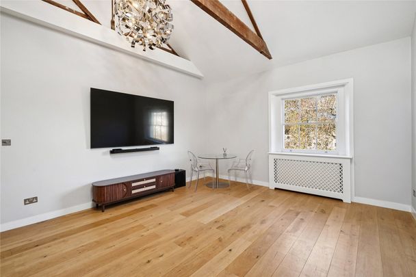 Eccleston Square, London, SW1V flat - penthouse to rent - Photo 1