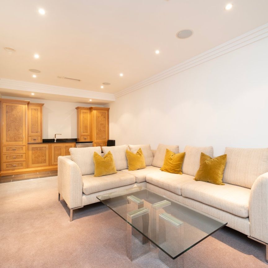 3 Bed Mews House To Rent - Photo 1