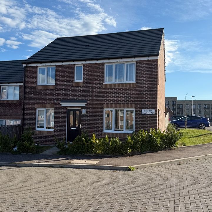 4 Bed Detached House, Raith Gardens, EH16 - Photo 1
