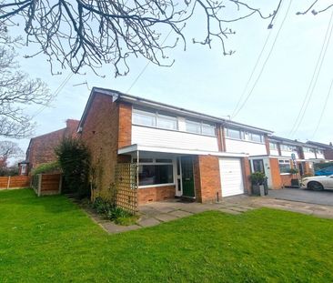 3 Bedroom Detached To Let - Photo 4