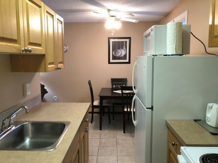 108 3811 54 Avenue, Red Deer, AB - Photo 5