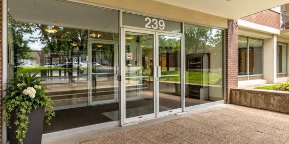 4 1/2 - 239 Boulevard Deguire, Montréal - Photo 3