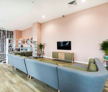 Standard Studio - Photo 2