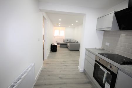 Stanley Place, Preston - Photo 3