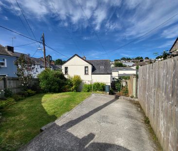 TRURO LANE, PENRYN - Photo 2