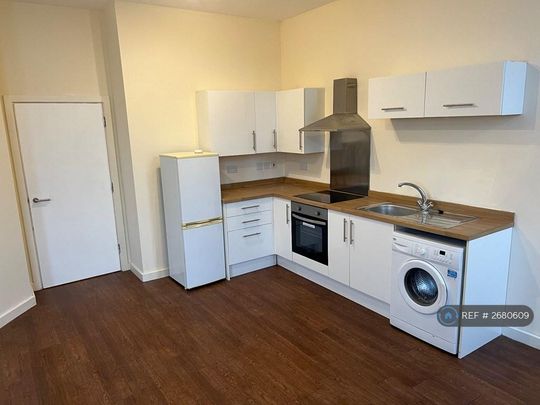 1 bedroom flat to rent - Photo 1