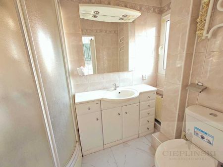 3 pokojowe mieszkanie z balkonem, ścisłe centrum - Zdjęcie 5