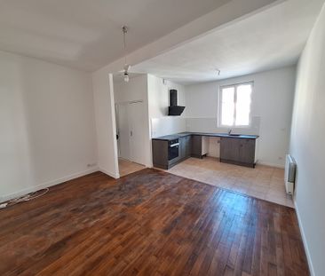 Location Appartement 3 pièces 55m² POISSY 78300 - Photo 1