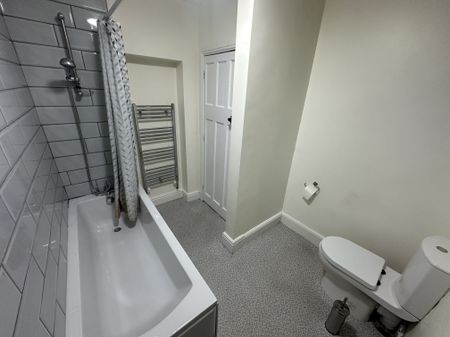 Century Road, Great Yarmouth - Photo 5