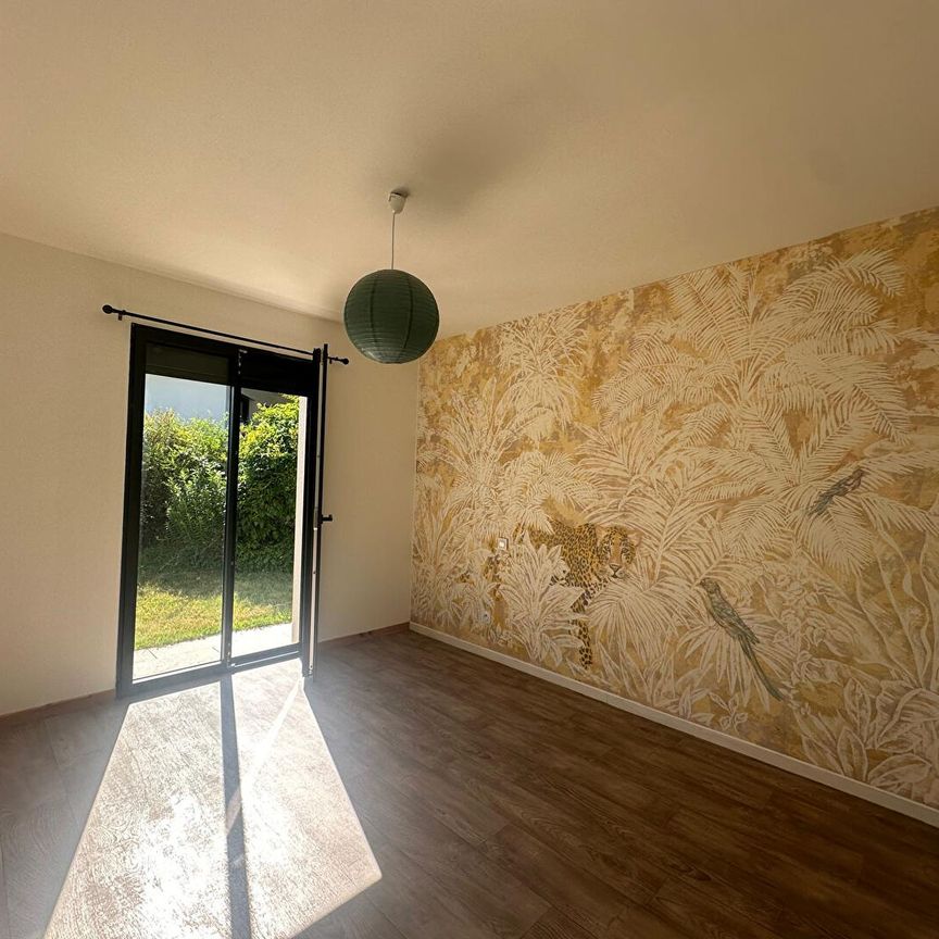 AIGREFEUILLE Maison 7 pièces 165 m2 avec piscine - Photo 1