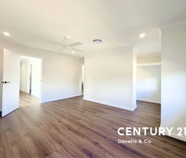 Brand New & Ready to Move in - Photo 4