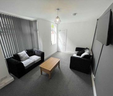 Patrick Street, Grimsby, DN32 - Photo 1