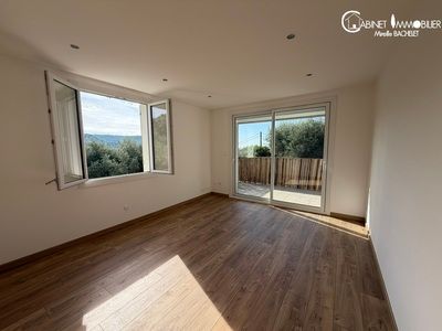 Location Appartement 3 pièces 51m² CEYRESTE 13600 - Photo 1