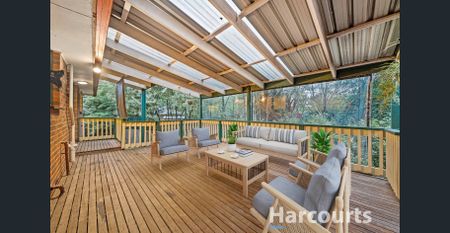 Superb Location! - Photo 3