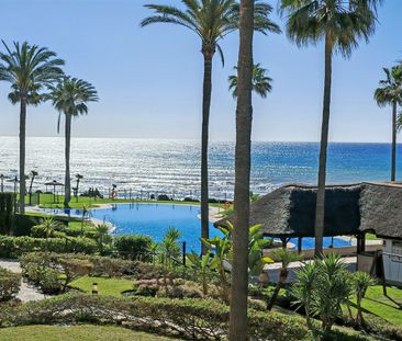 Frontline Beach Apartment for Rent in Mijas - Photo 2