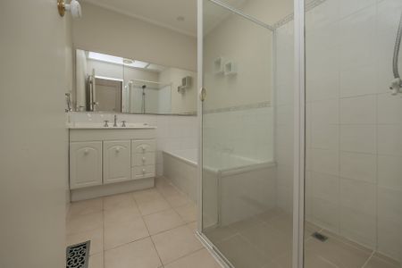 Premium Property in Balwyn! - Photo 3