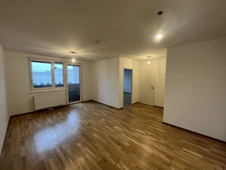 2 Zimmer Wohnung mit Balkon und Loggia - Photo 2
