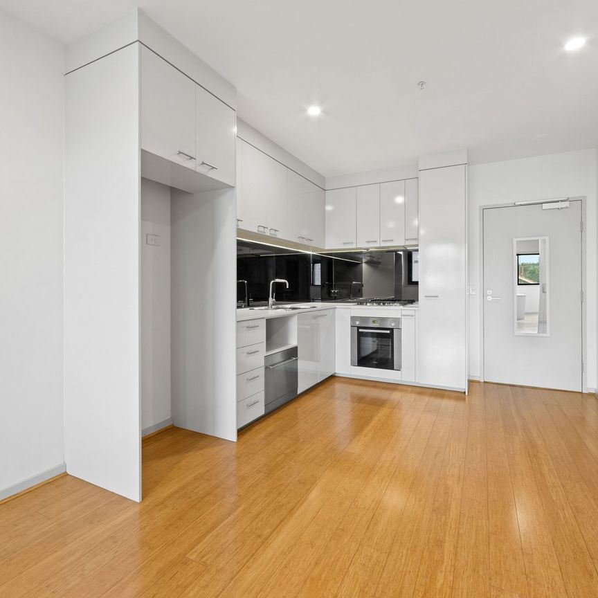 104/316 Pascoe Vale Road, Essendon VIC 3040 - Photo 1