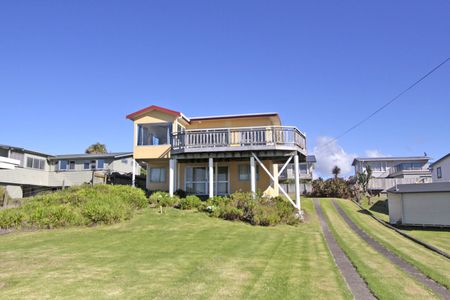 19 The Loop, Waihi Beach - Photo 4