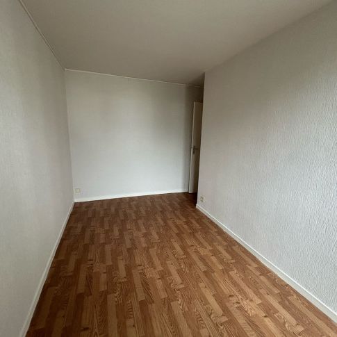 Location Appartement 4 pièces 80 m² La Châtre - Photo 1