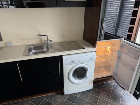 1 bedroom apartment to rent - Photo 5