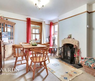 3 bedroom semi-detached house to rent - Photo 4