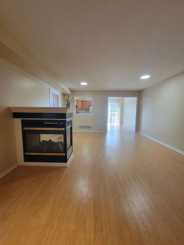 For Lease - 116 Oceanpearl Crescent, Whitby, Ontario - Photo 4