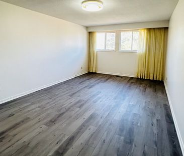 For Lease - 93 Willowbrook Road, Markham, Ontario - Photo 6