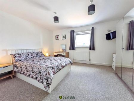 2 bedroom terraced house to rent - Photo 3