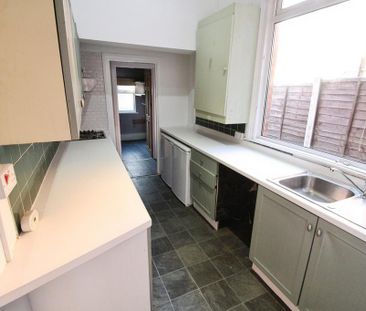 2 bedroom terraced house to rent - Photo 5