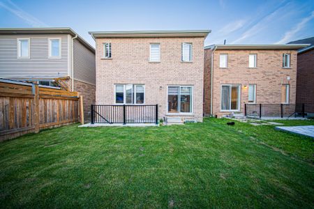 For Lease - 70 STEDFORD Crescent, Brampton, Ontario - Photo 3