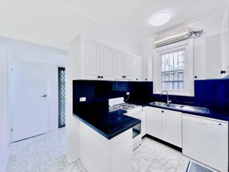 10B Borrodale Road, Sydney - Photo 3