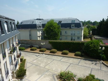 Location Appartement 2 pièces 49m² FONTAINEBLEAU 77300 - Photo 5