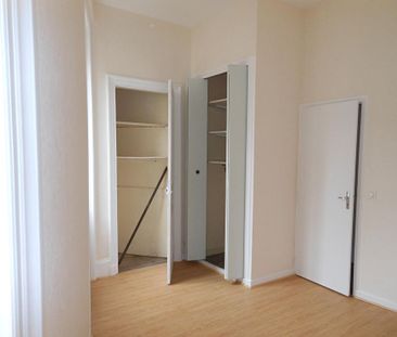 Location Appartement 4 pièces 86m² - Photo 6