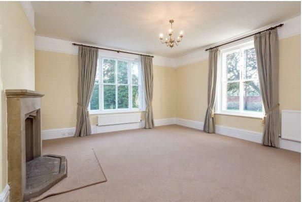 5 bedroom detached house to rent - Photo 1